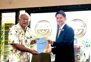  Mr. Iori Kato, UNFPA Director for the Pacific, presented a letter from the UNFPA Executive Director introducing him to the Gove