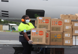 UNFPA Supplies are being unloaded in Vanuatu to support the COVID-19 response. 