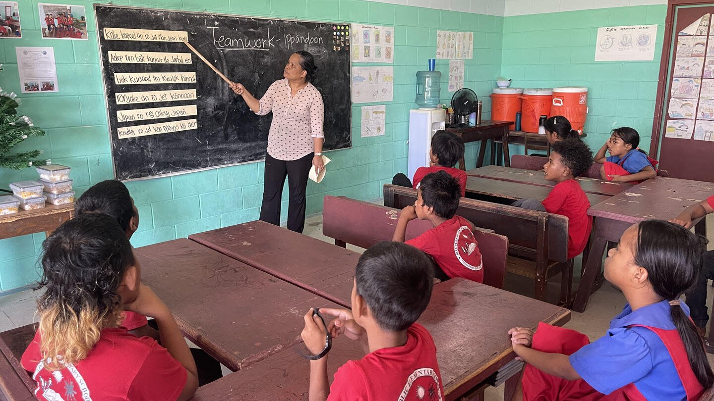 Tilang Jorlang teaching FLE class at Rita Elementary School in Marshall Islands.